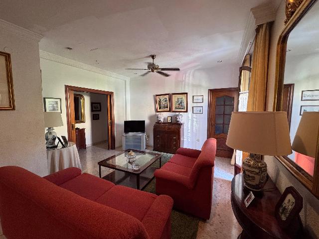 Imagen 4 Inmueble 265453 - Casa Adosada en venta en Málaga / Casa ubicada en zona privilegiada