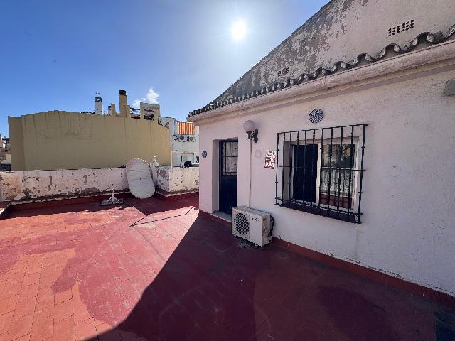 Imagen 1 Inmueble 265453 - Casa Adosada en venta en Málaga / Casa ubicada en zona privilegiada