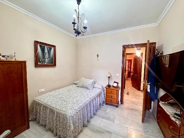 Imagen 8 Inmueble 265539 - Casa Adosada en venta en Rincón De La Victoria / Piso a un paso del centro historico