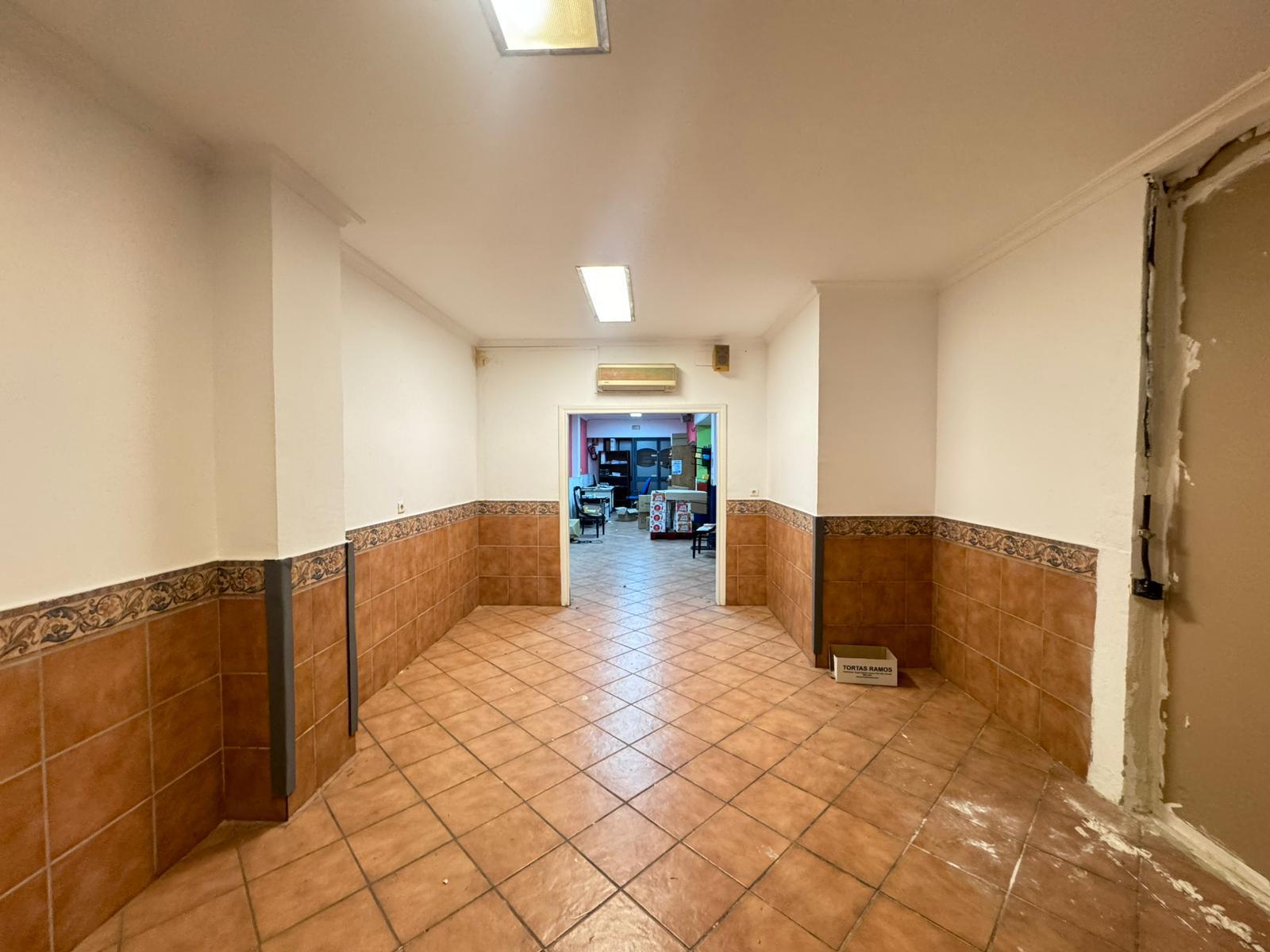 Imagen 6 Casa Adosada en venta en Málaga / Edificio en ciudad jardin