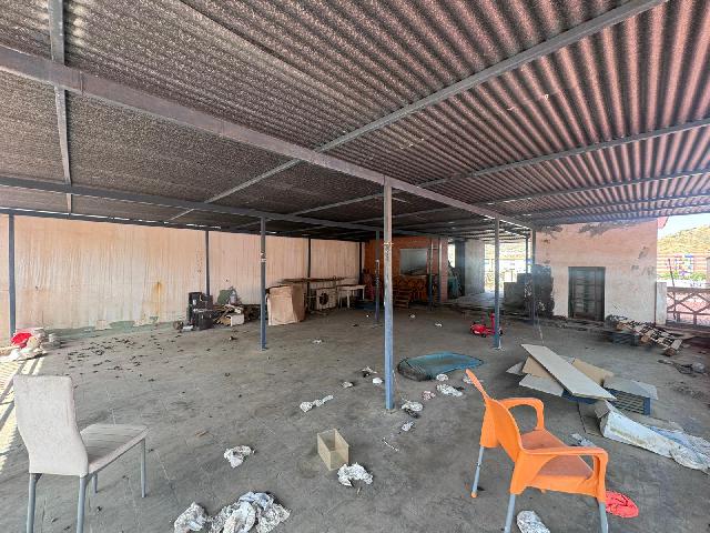 Imagen 1 Inmueble 266919 - Casa Adosada en venta en Málaga / Edificio en ciudad jardin