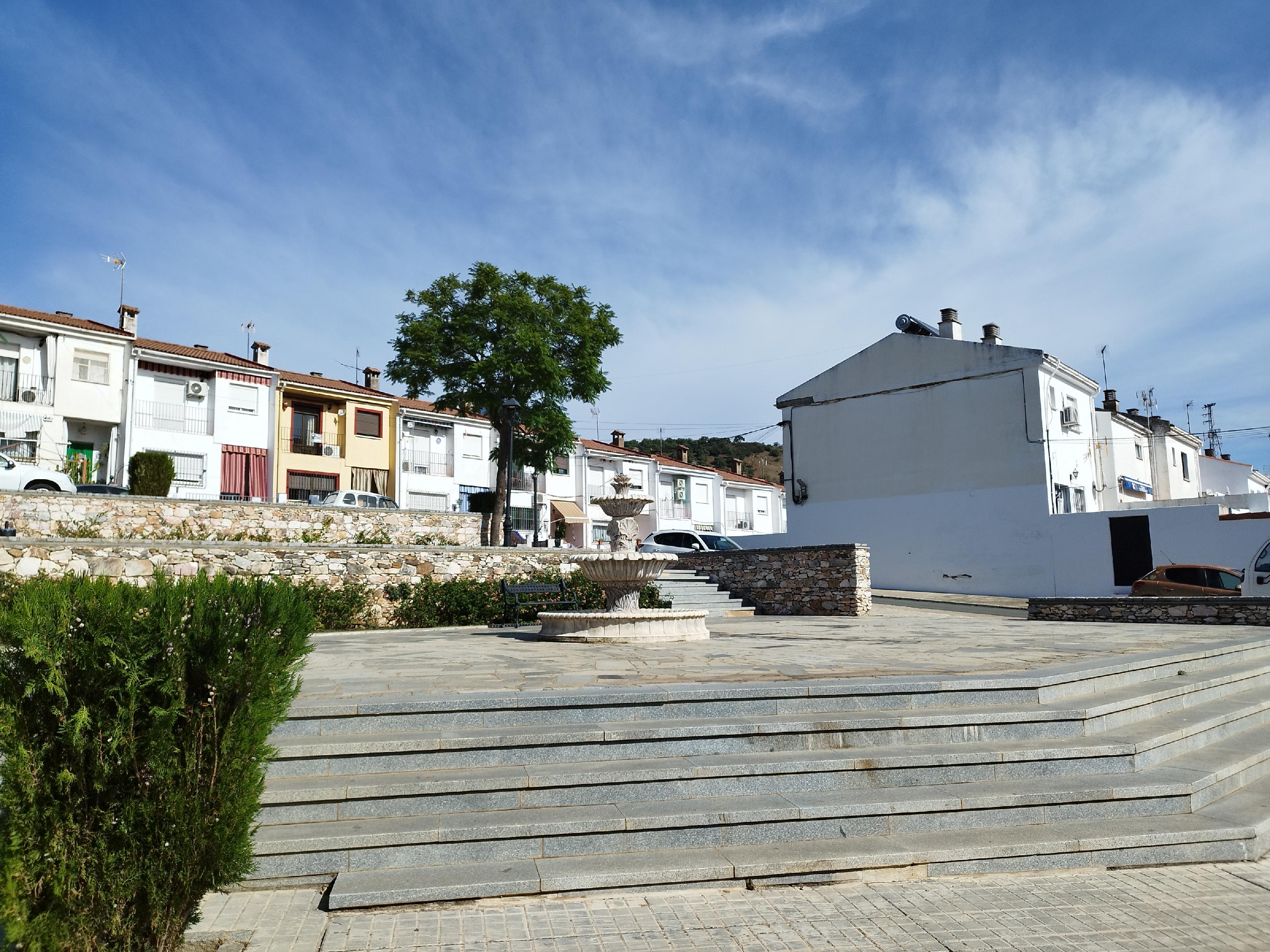 Imagen 9 Casa Adosada en venta en Almadén De La Plata / Casa en Almadén de la Plata, bonito pueblo ...