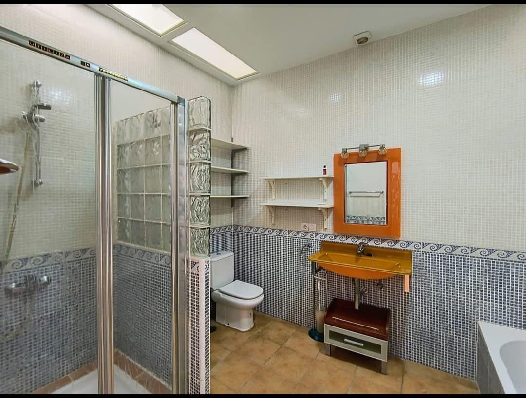 Imagen 28 Casa Adosada en venta en Almadén De La Plata / En plaza principal, en pleno centro de la l...