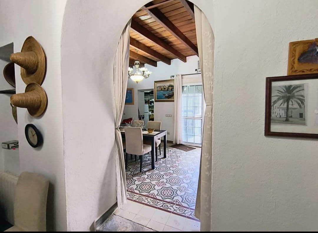 Imagen 14 Casa Adosada en venta en Almadén De La Plata / En plaza principal, en pleno centro de la l...