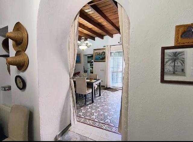 Imagen 14 Inmueble 301369 - Casa Adosada en venta en Almadén De La Plata / En plaza principal, en pleno centro de la l...