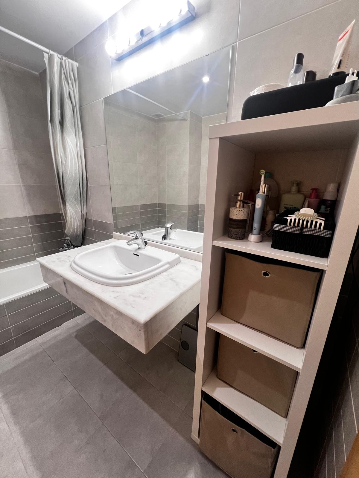 Imagen 20 Casa Adosada en venta en Loeches / Junto a la M-300, cerca del centro de Loeches.