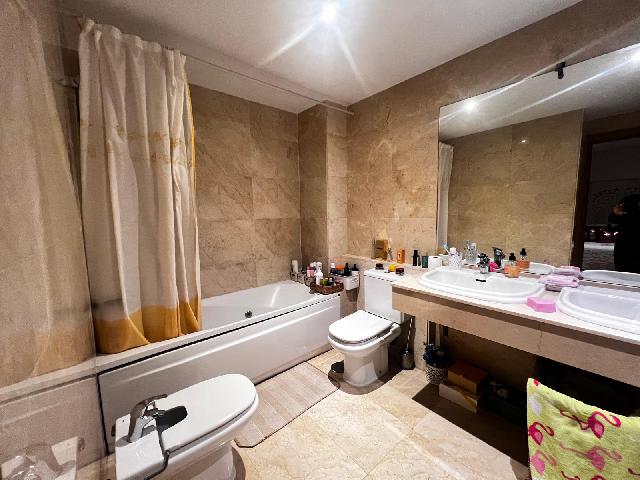 Imagen 15 Inmueble 298186 - Casa Adosada en venta en Loeches / Junto a la M-300, cerca del centro de Loeches.