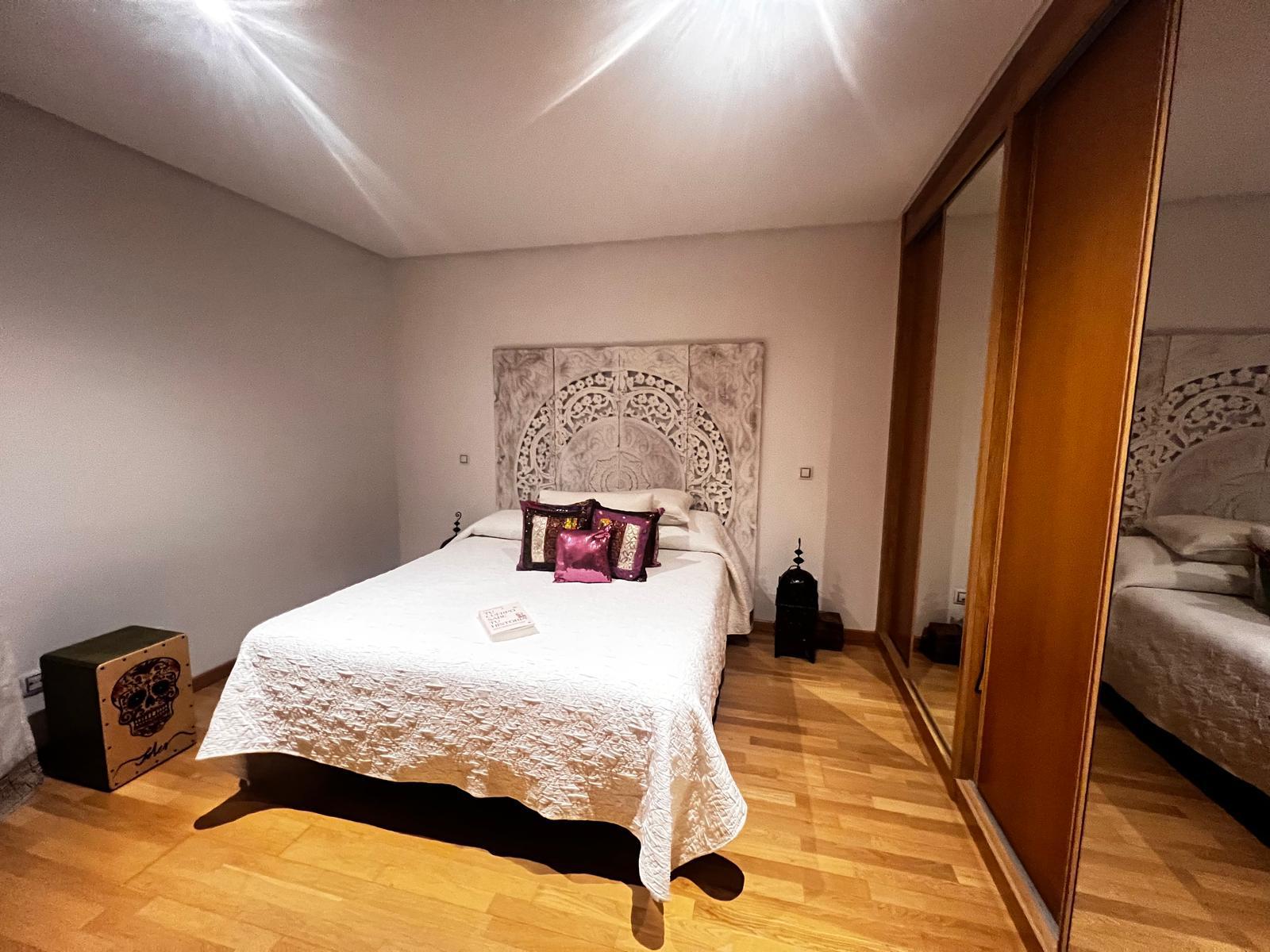 Imagen 11 Casa Adosada en venta en Loeches / Junto a la M-300, cerca del centro de Loeches.