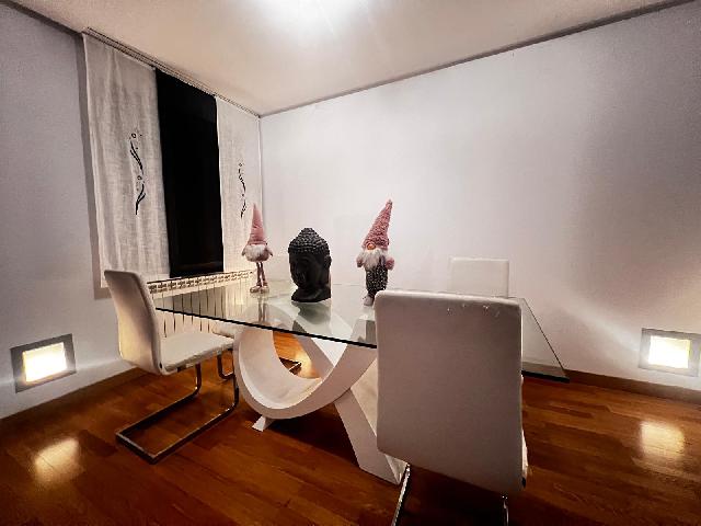 Imagen 9 Inmueble 298186 - Casa Adosada en venta en Loeches / Junto a la M-300, cerca del centro de Loeches.