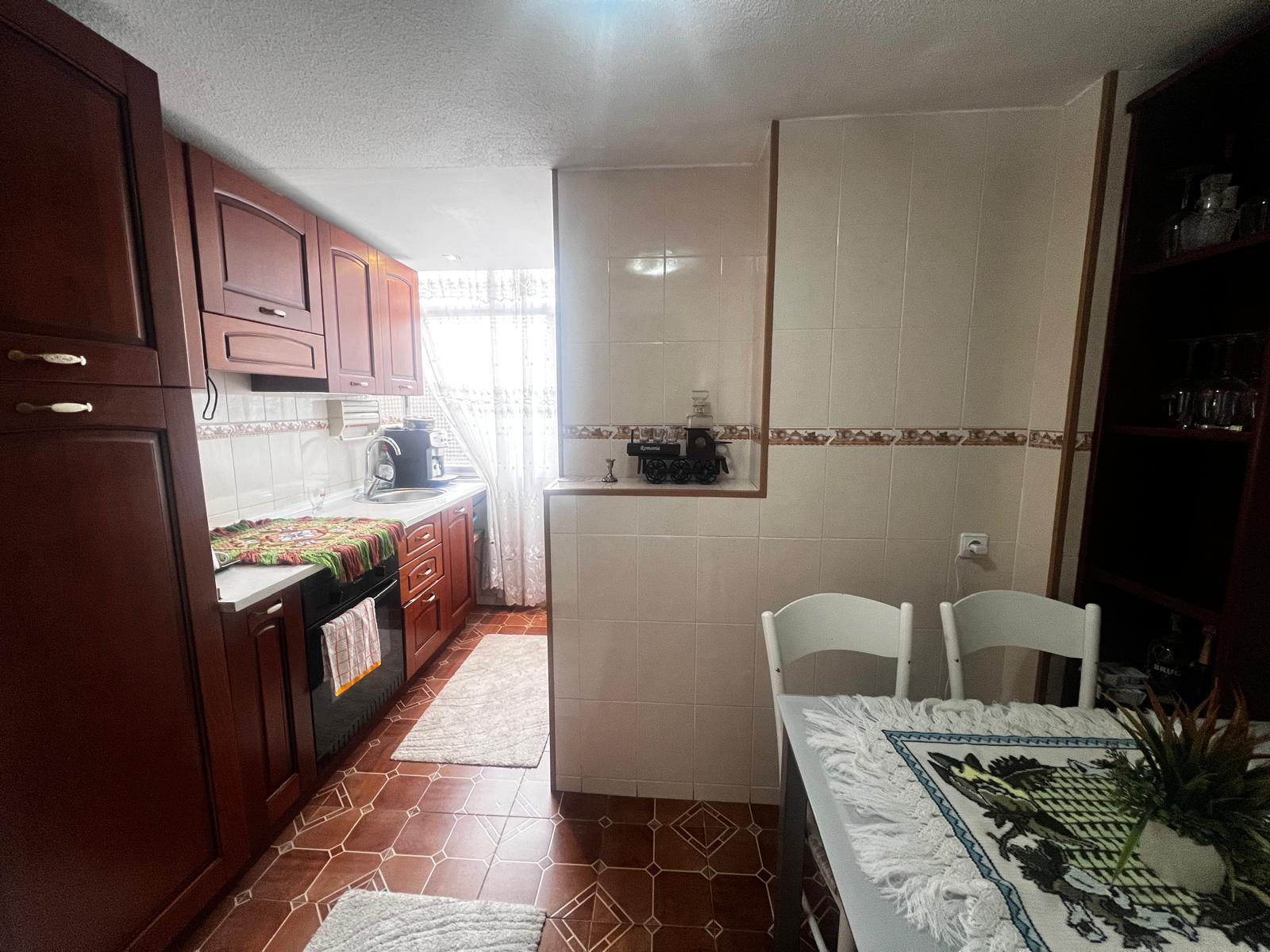 Imagen 2 Piso en venta en Torrejón De Ardoz / Junto a supermercados.