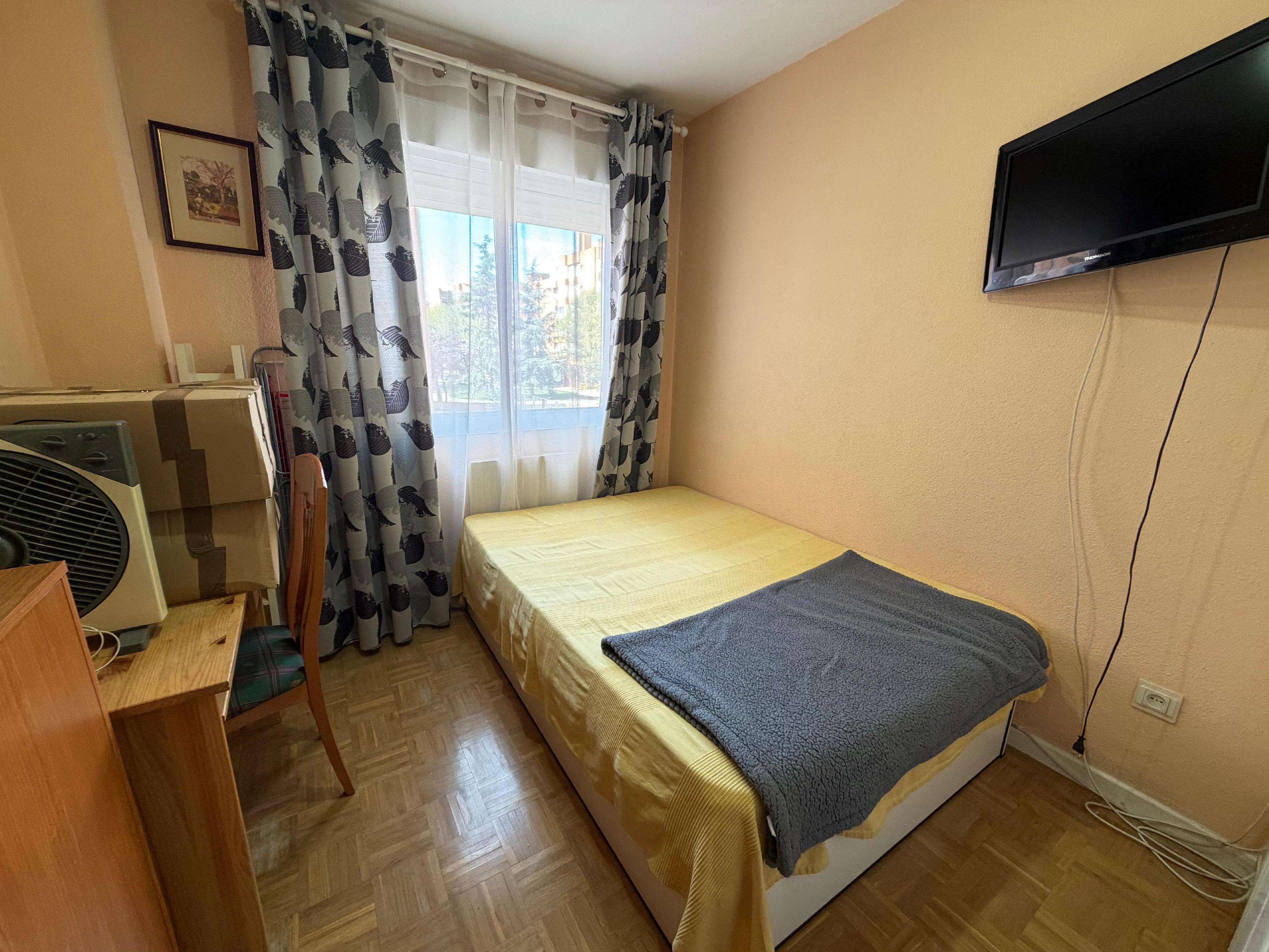 Imagen 10 Piso en venta en Torrejón De Ardoz / A tan solo cinco minutos de el Hospital.