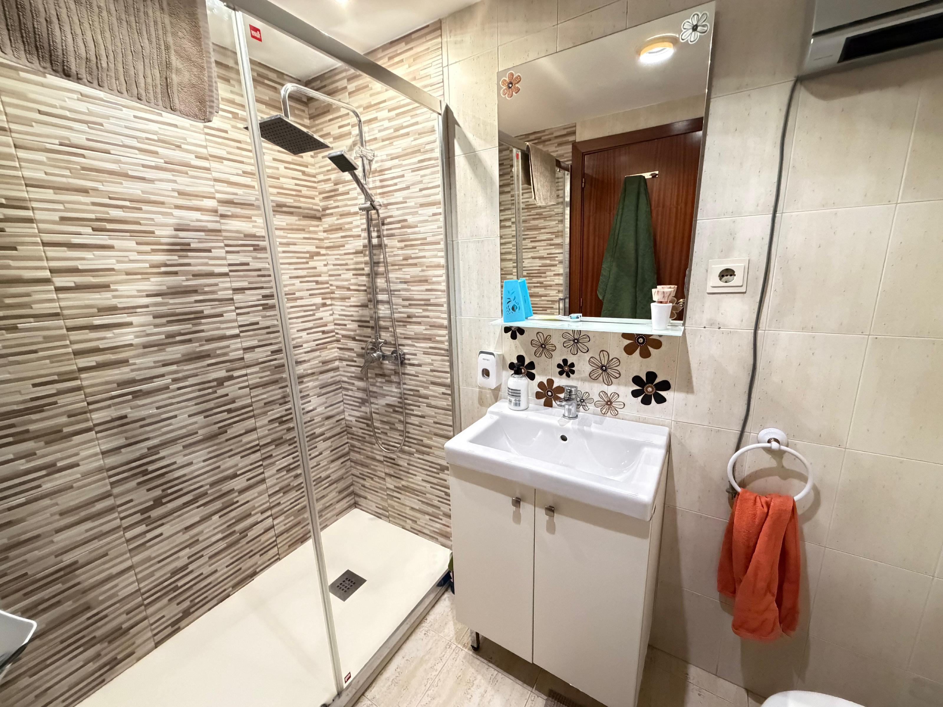 Imagen 11 Piso en venta en Torrejón De Ardoz / A tan solo cinco minutos de el Hospital.