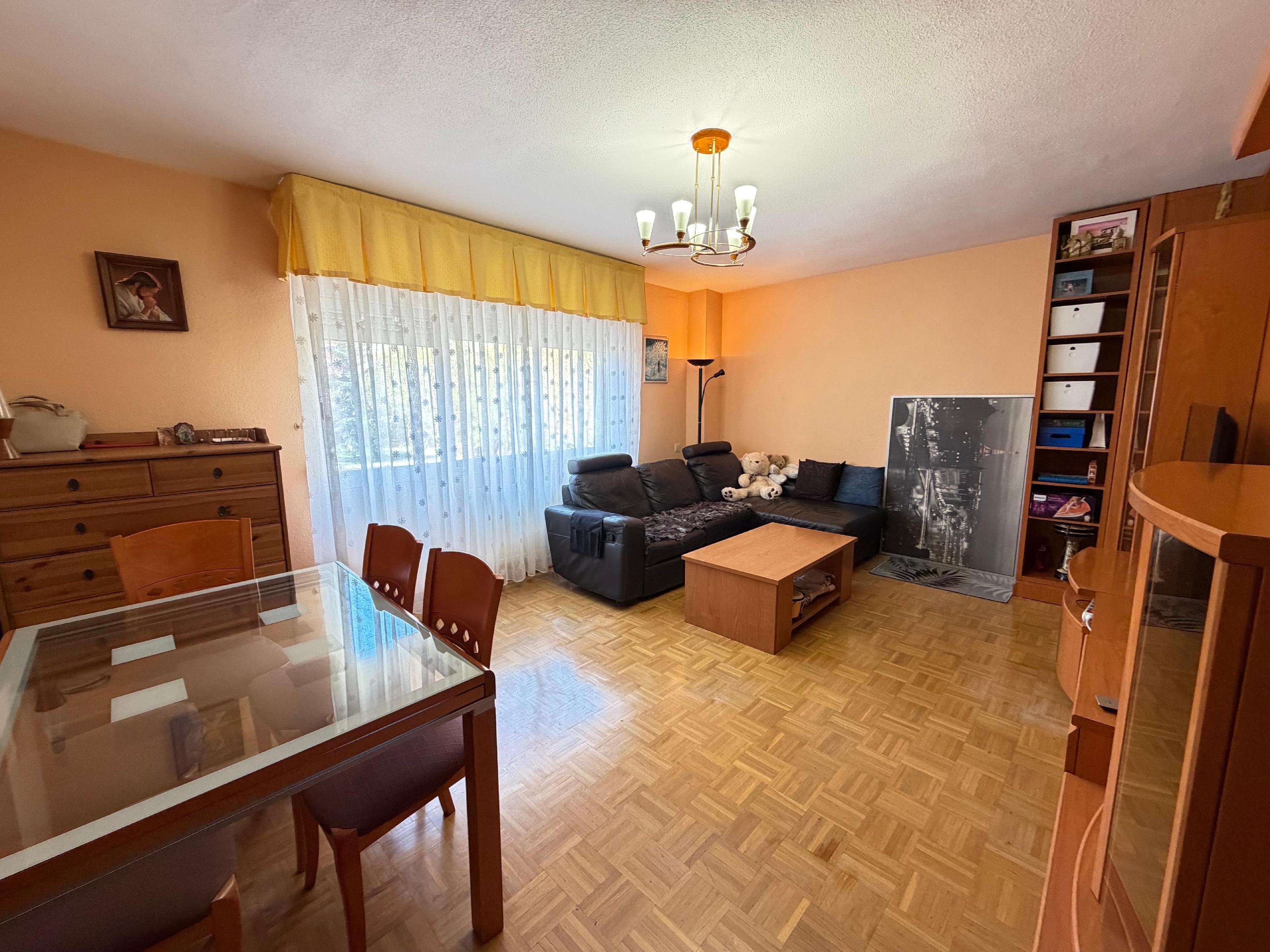 Imagen 2 Piso en venta en Torrejón De Ardoz / A tan solo cinco minutos de el Hospital.