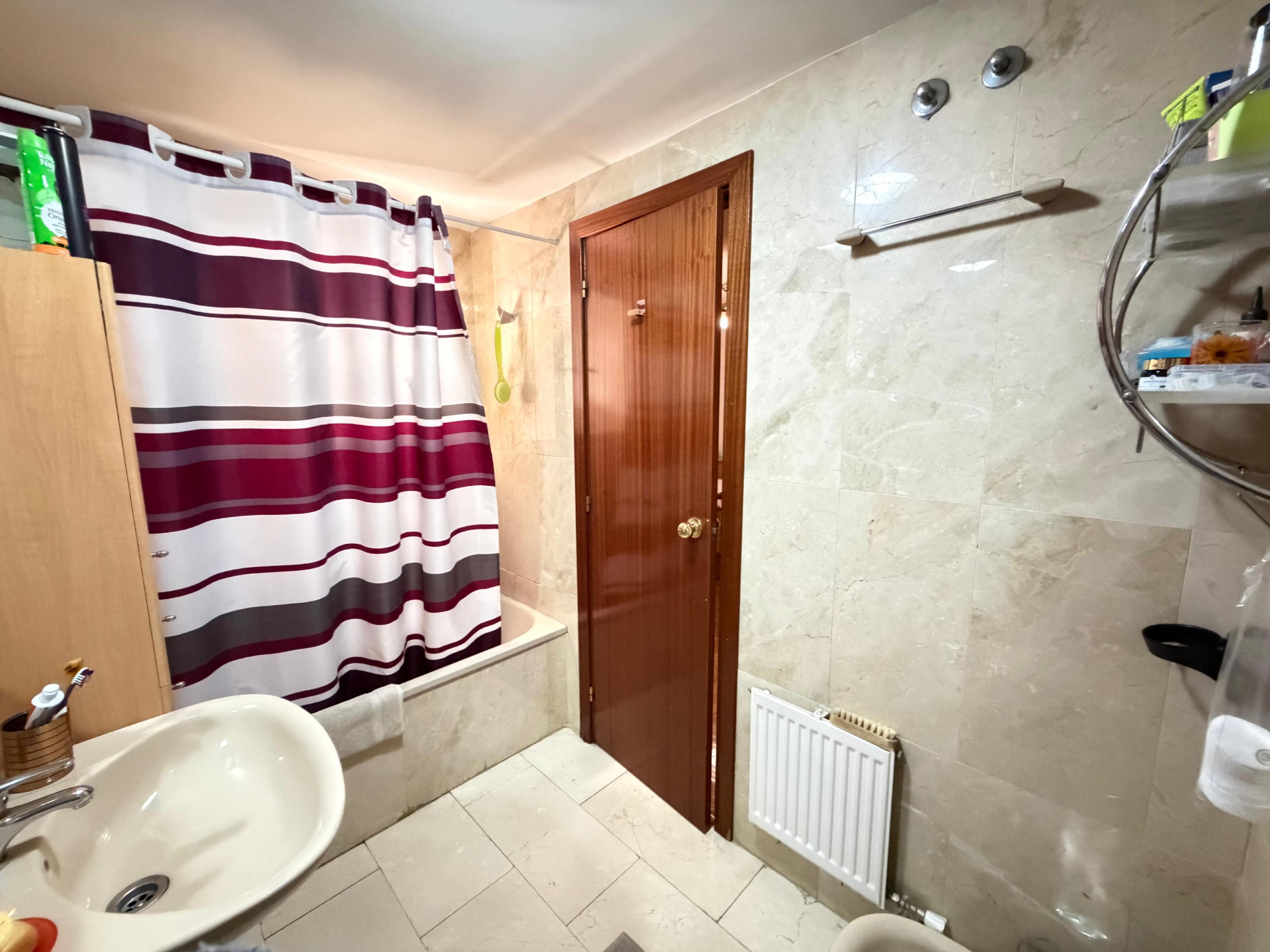 Imagen 14 Piso en venta en Torrejón De Ardoz / A tan solo cinco minutos de el Hospital.