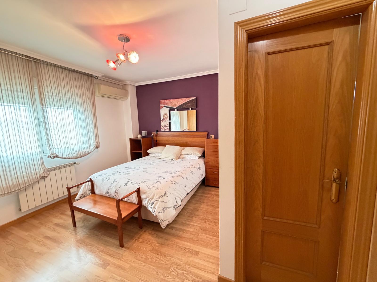 Imagen 19 Casa Pareada en venta en Torres De La Alameda / Próximo al centro y servicios de Torres de...