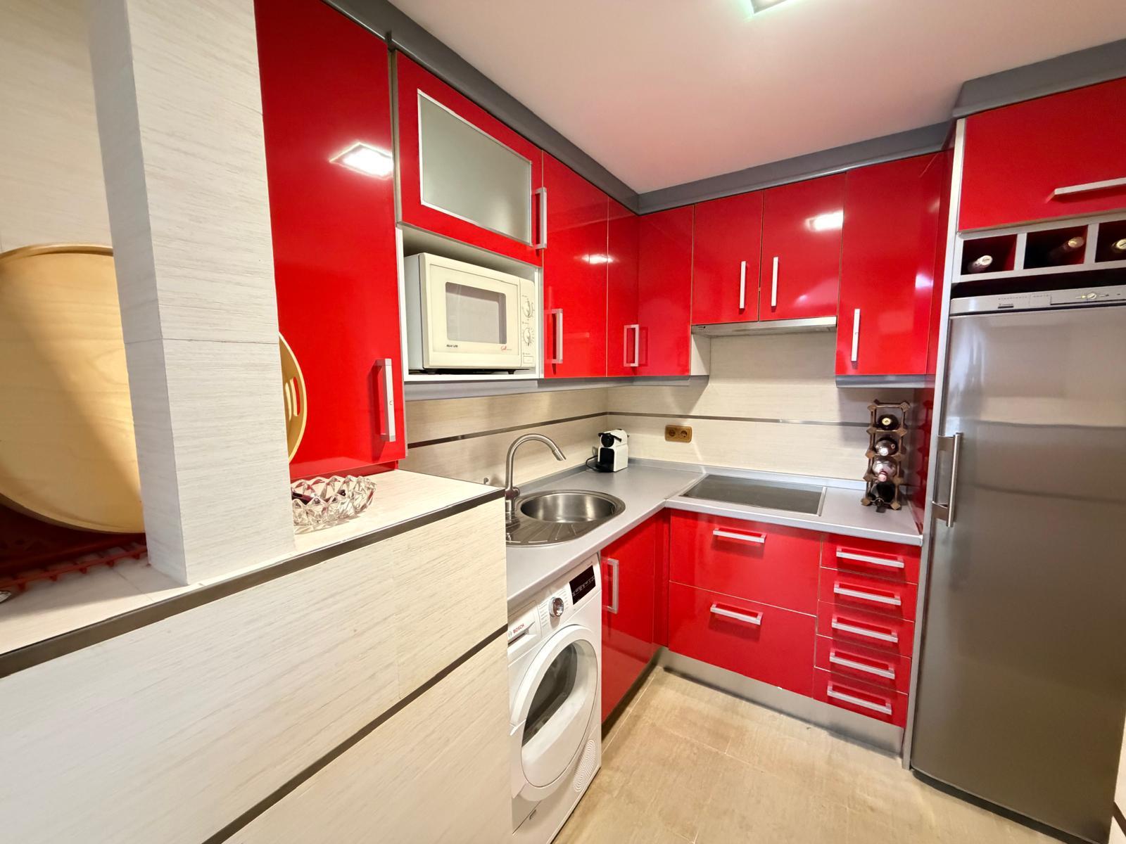 Imagen 25 Casa Pareada en venta en Torres De La Alameda / Próximo al centro y servicios de Torres de...