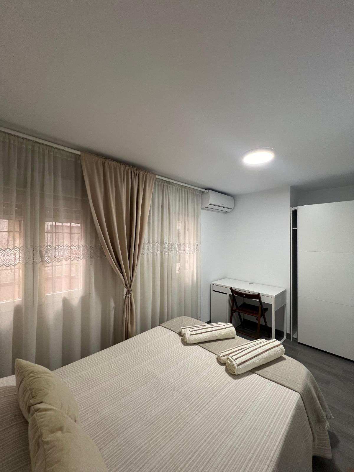 Imagen 3 Piso en venta en Torrejón De Ardoz / A 2 minutos de la restación renfe y ayuntamiento