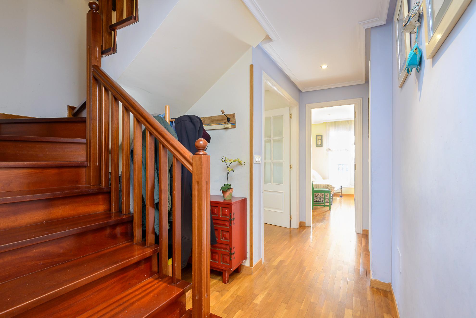 Imagen 12 Ático en venta en Navia / Duplex con excelentes calidades en Navia.