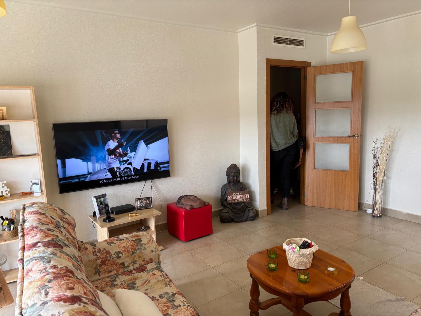 Imagen 3 Apto. Playa en venta en Santa Pola / En frente del carrefour