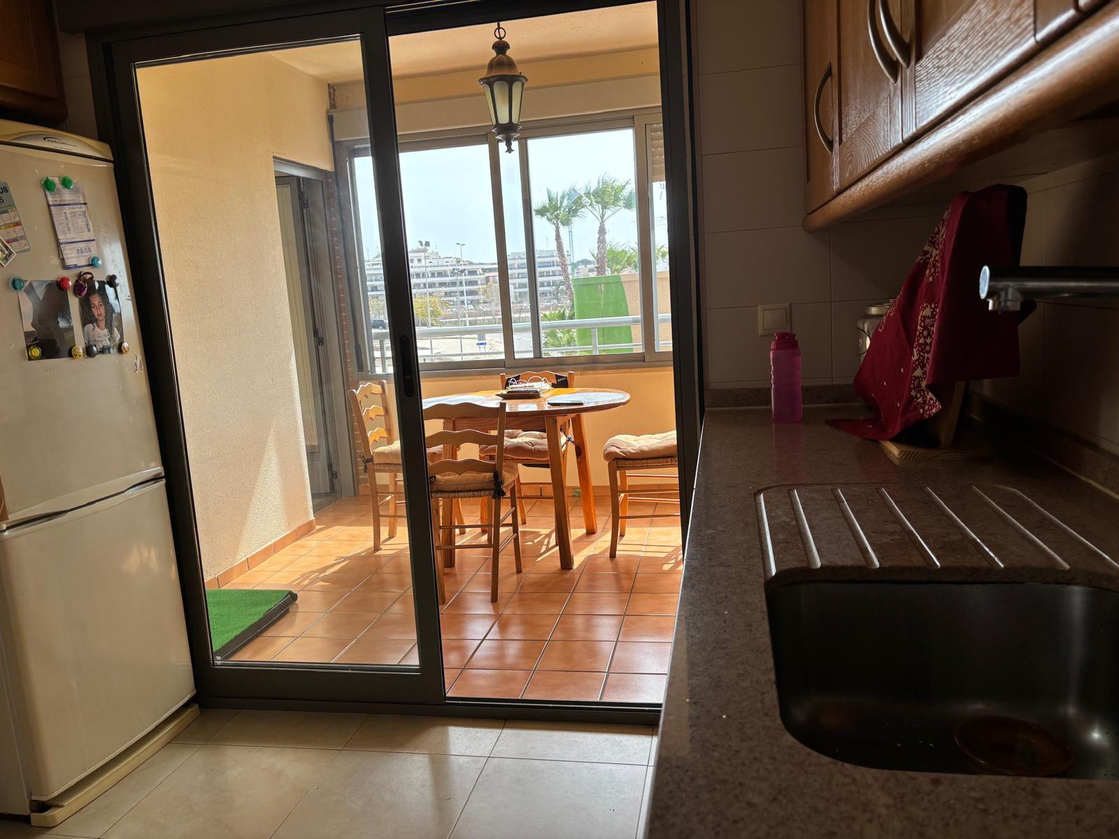 Imagen 8 Apto. Playa en venta en Santa Pola / En frente del carrefour