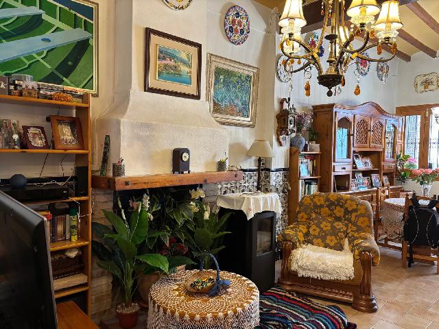 Imagen 5 Inmueble 292096 - Casa Pareada en venta en Nucia (La) / Calle mayor ayuntamiento