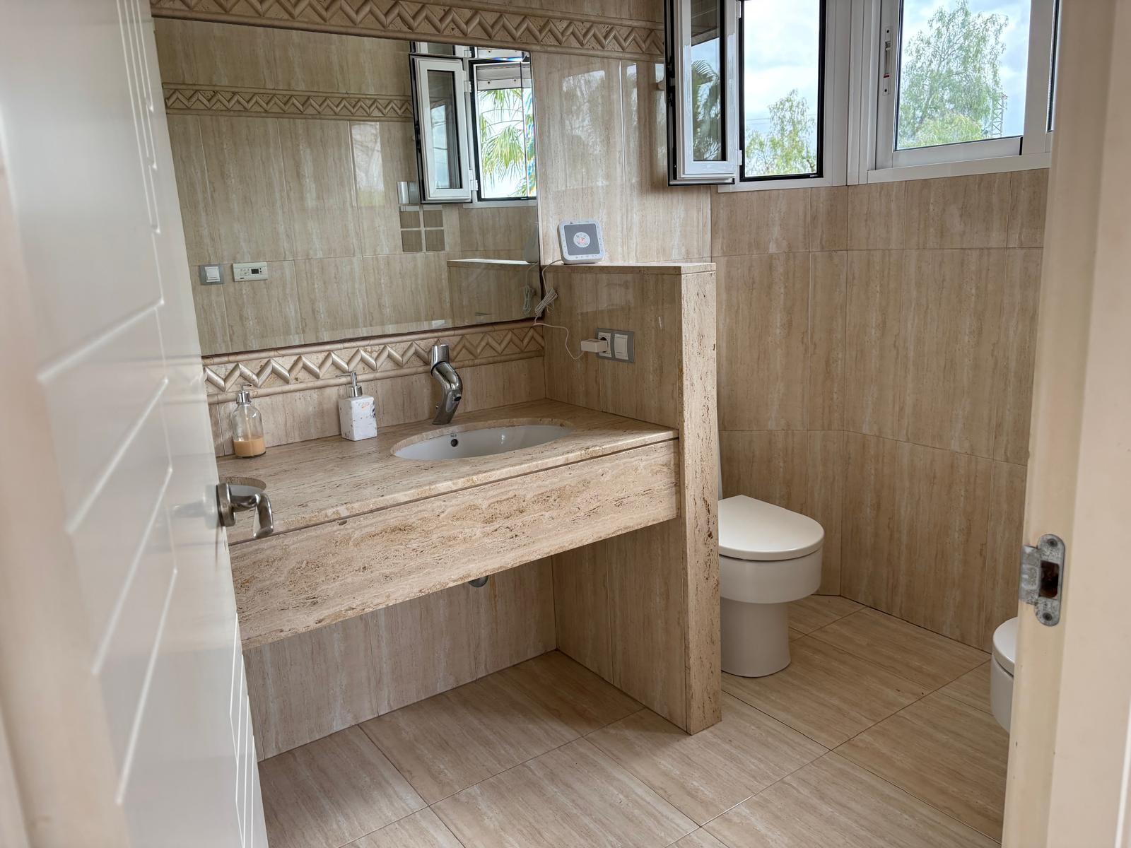 Imagen 26 Apartamento en venta en Elche/elx / Eleche  carretera de matola