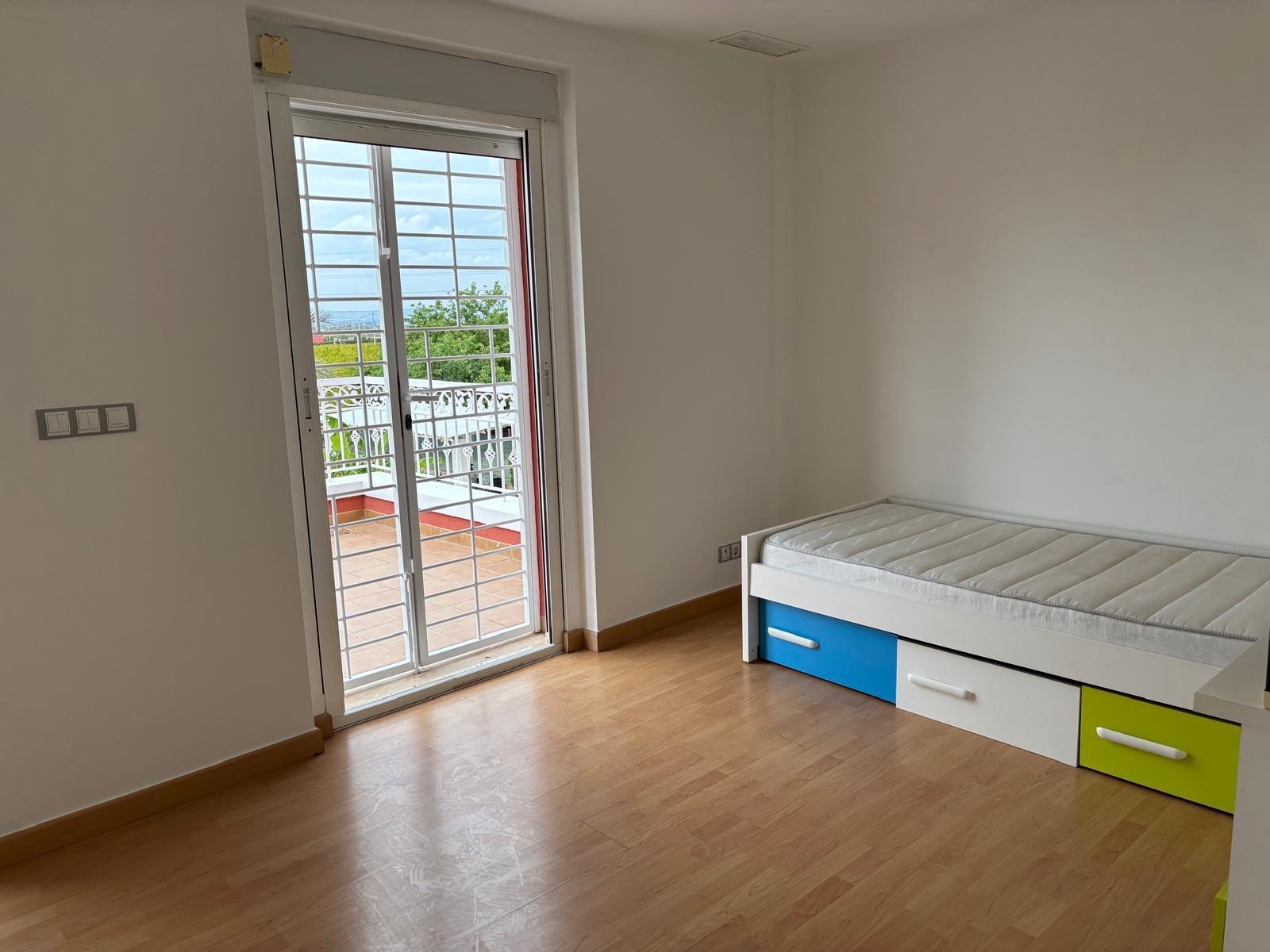 Imagen 4 Apartamento en venta en Elche/elx / Eleche  carretera de matola