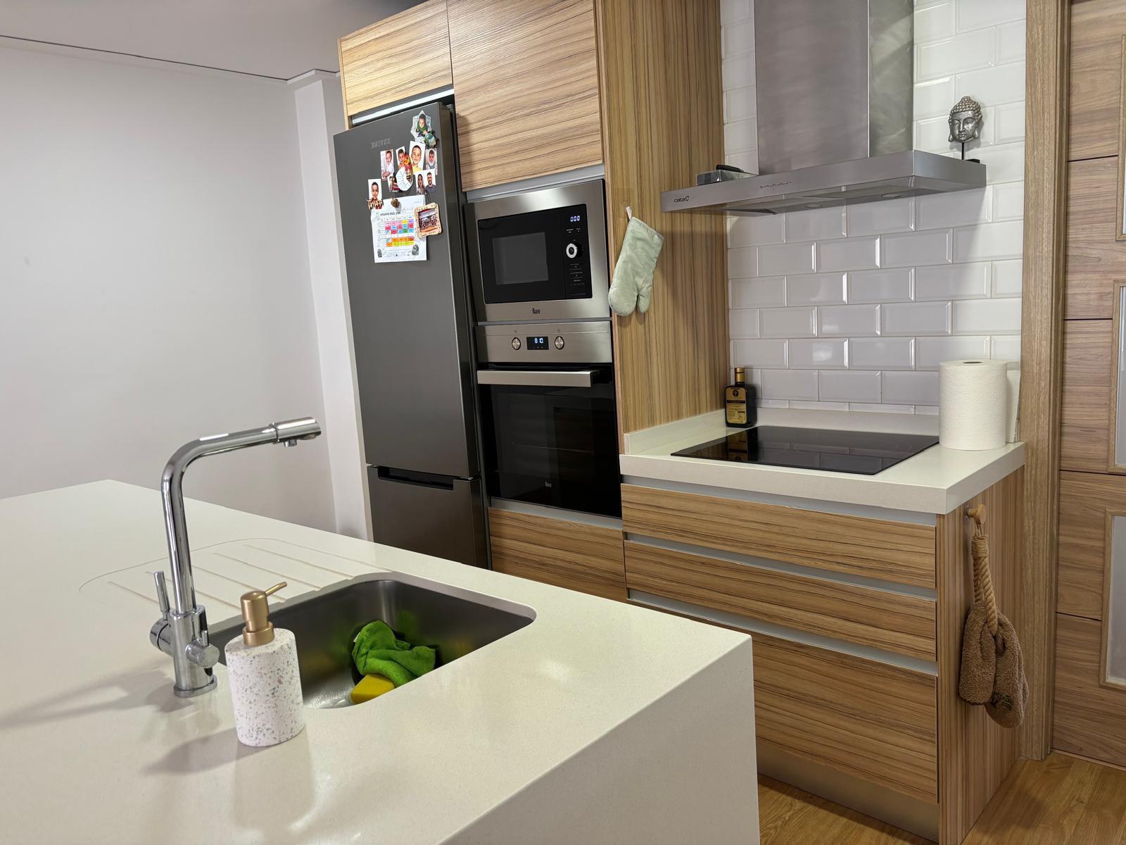 Imagen 5 Apartamento en venta en Elche/elx / Avenida de novelda frente al parking