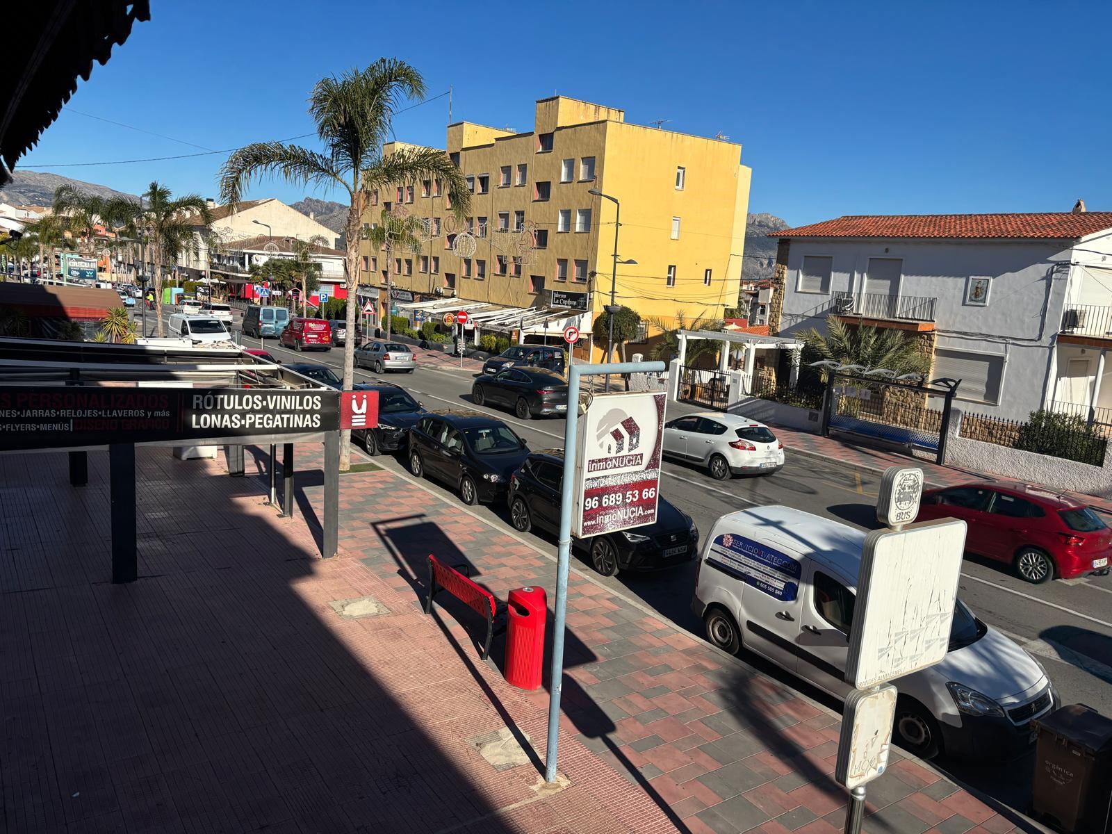 Imagen 6 Apartamento en venta en Nucia La / Avenida principal, cerca del colegio