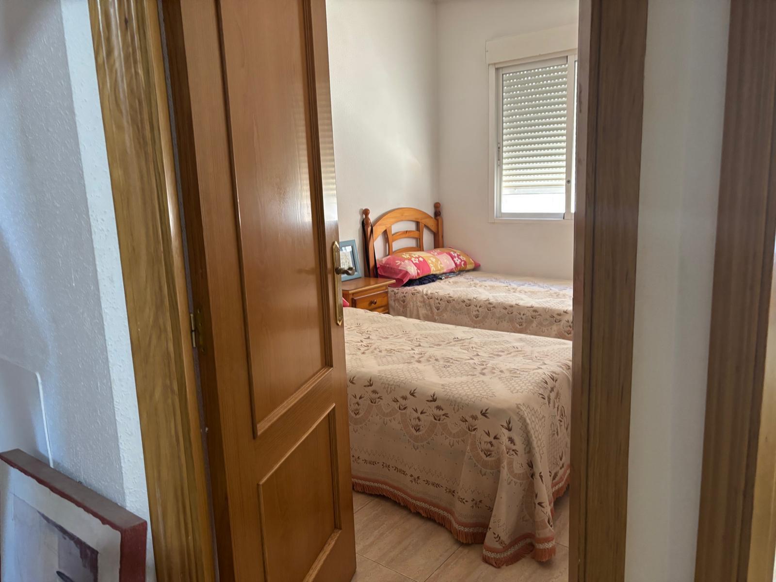 Imagen 9 Apartamento en venta en Nucia La / Avenida principal, cerca del colegio