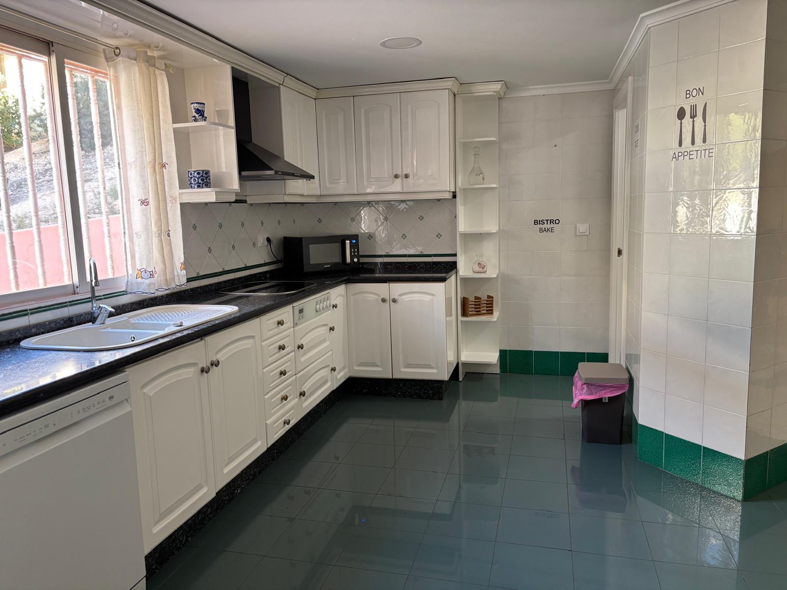 Imagen 26 Apto. Playa en venta en Benidorm / A 150 metros dela playa de poniente