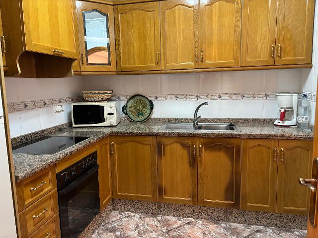 Imagen 2 Inmueble 300138 - Apto. Playa en venta en Torrevieja / A cuatro calles de la playa zona centro