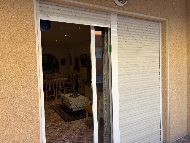 Imagen 3 Inmueble 300138 - Apto. Playa en venta en Torrevieja / A cuatro calles de la playa zona centro