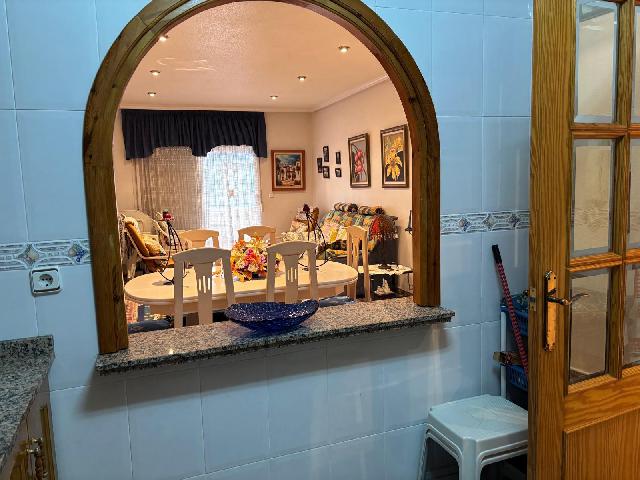 Imagen 18 Inmueble 300138 - Apto. Playa en venta en Torrevieja / A cuatro calles de la playa zona centro