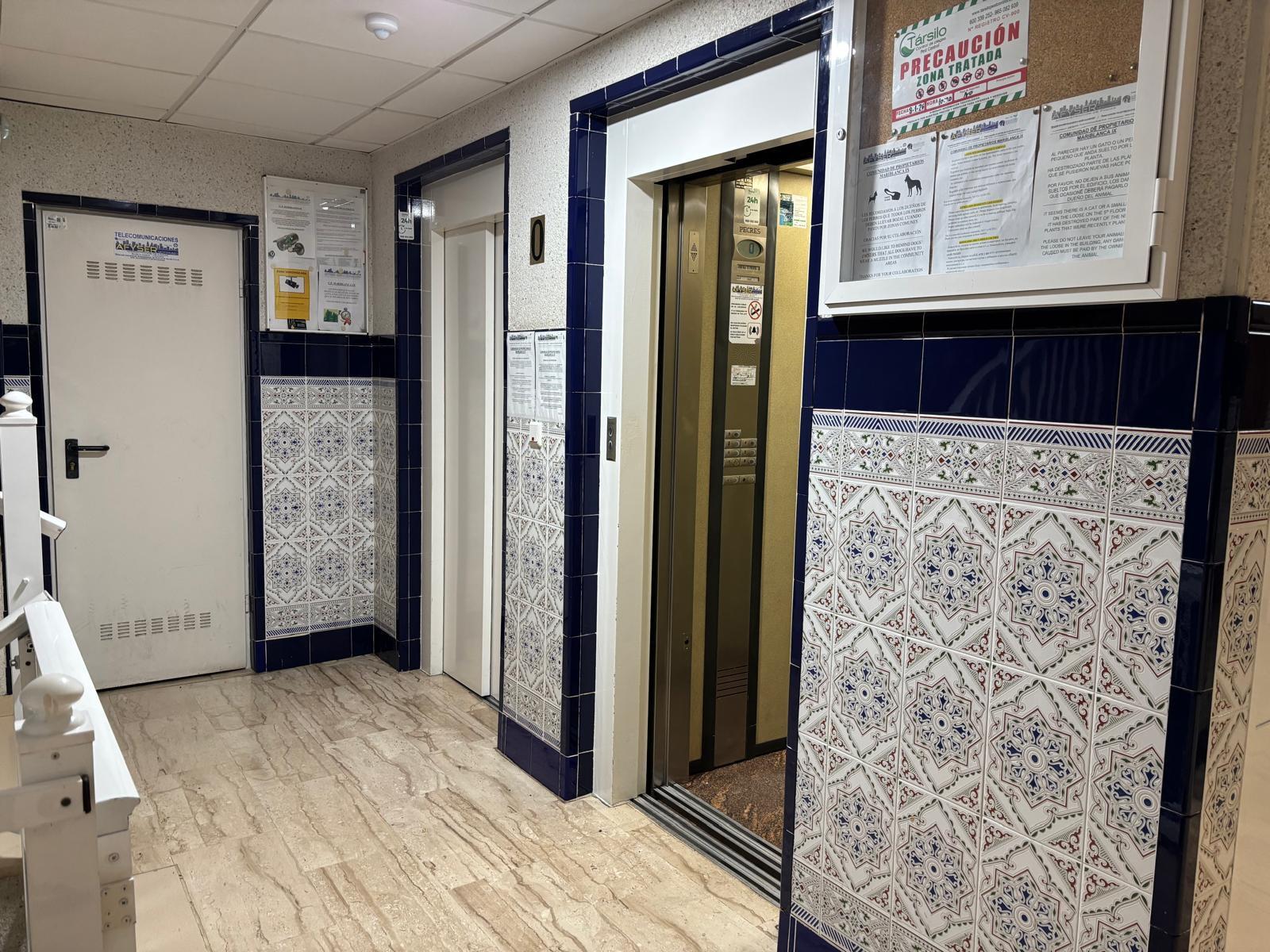 Imagen 6 Apto. Playa en venta en Torrevieja / A cuatro calles de la playa zona centro