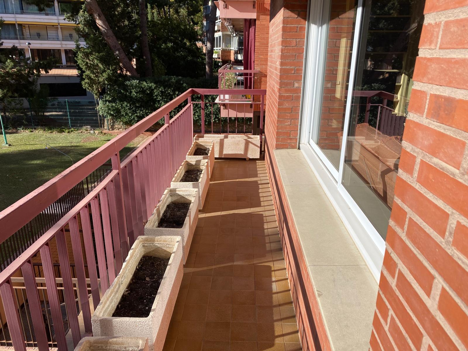 Imagen 14 Piso en venta en Barcelona / Barrio de Pedralbes, pero muy próximo a la Diagona