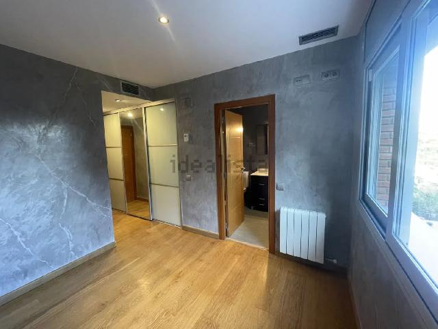 Imagen 1 Inmueble 299040 - Piso en venta en Barcelona / Vallcarca i els Penitents