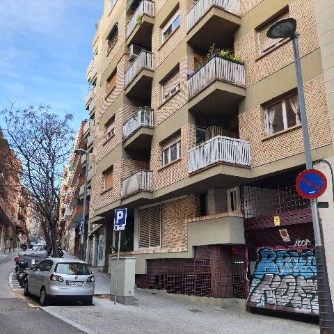 Imagen 20 Inmueble 300749 - Piso en venta en Barcelona / Entre plaza alfons comin y pasaje de gomis