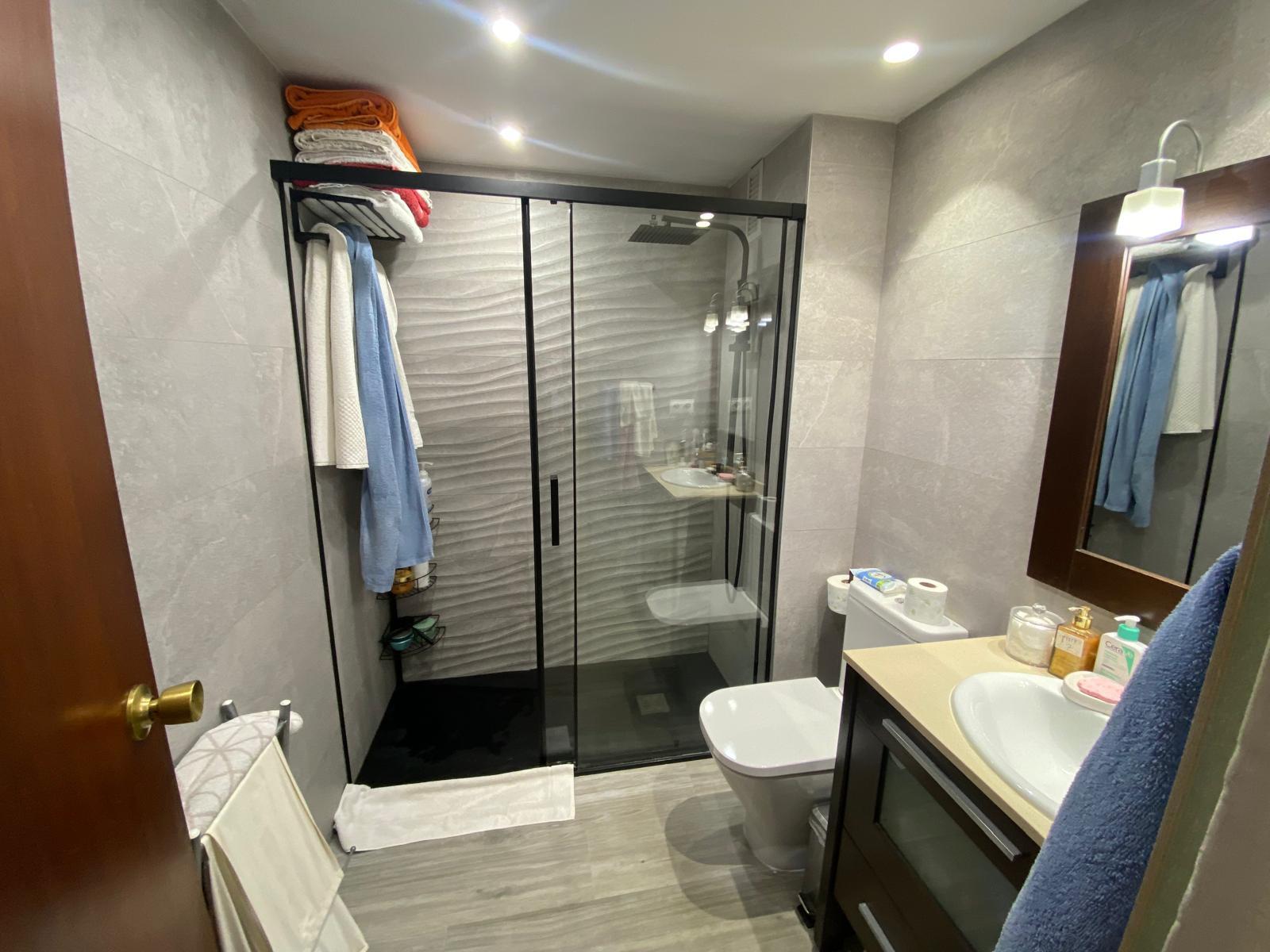 Imagen 15 Piso en venta en Barcelona / Entre plaza alfons comin y pasaje de gomis