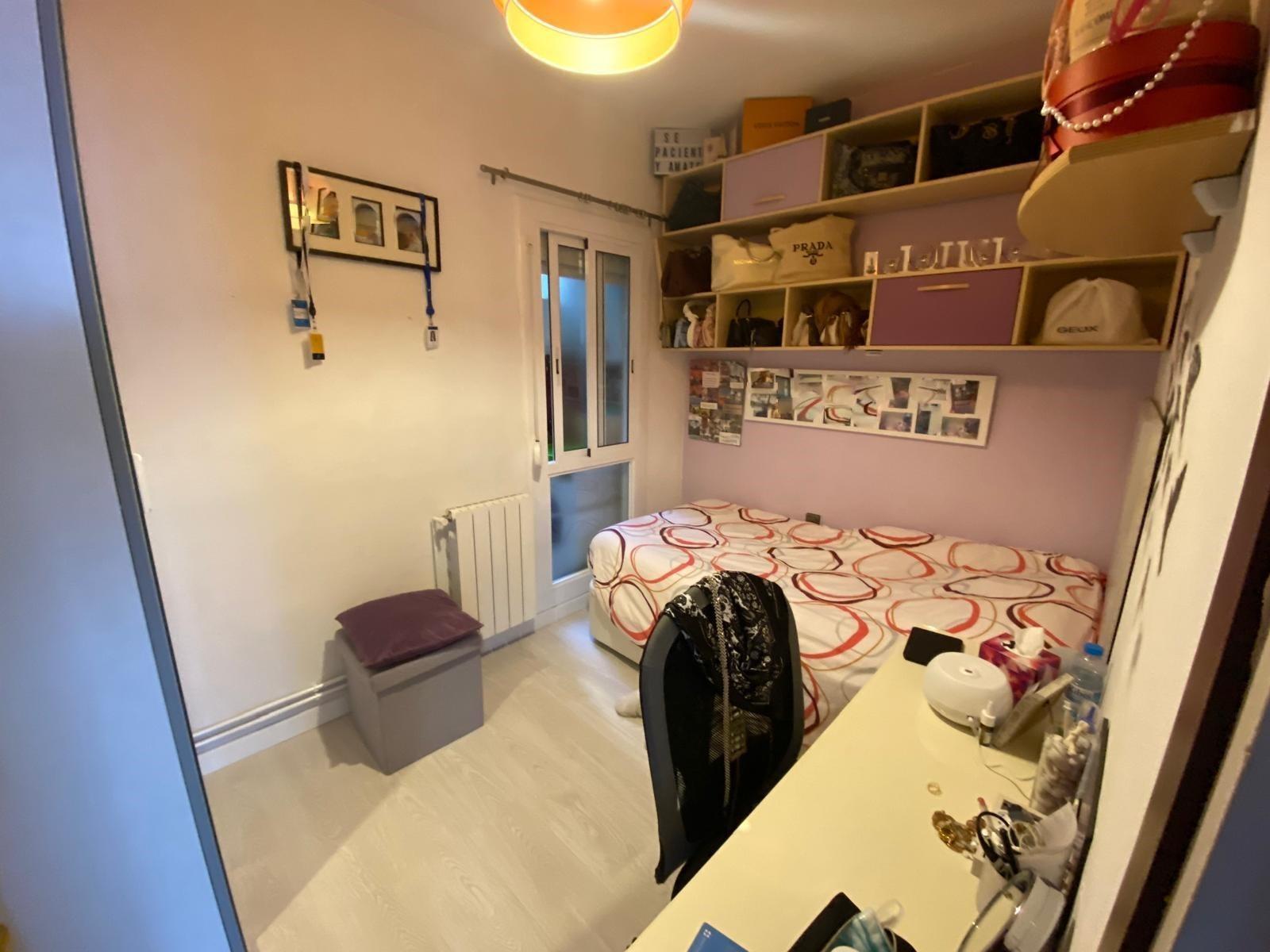 Imagen 17 Piso en venta en Barcelona / Entre plaza alfons comin y pasaje de gomis