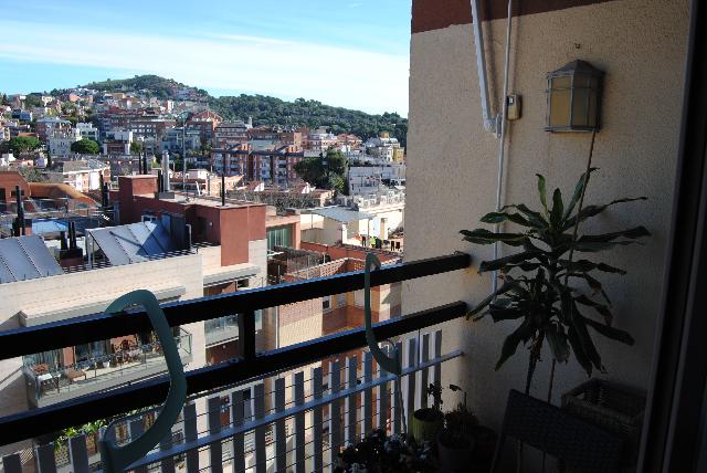 Imagen 2 Inmueble 300749 - Piso en venta en Barcelona / Entre plaza alfons comin y pasaje de gomis