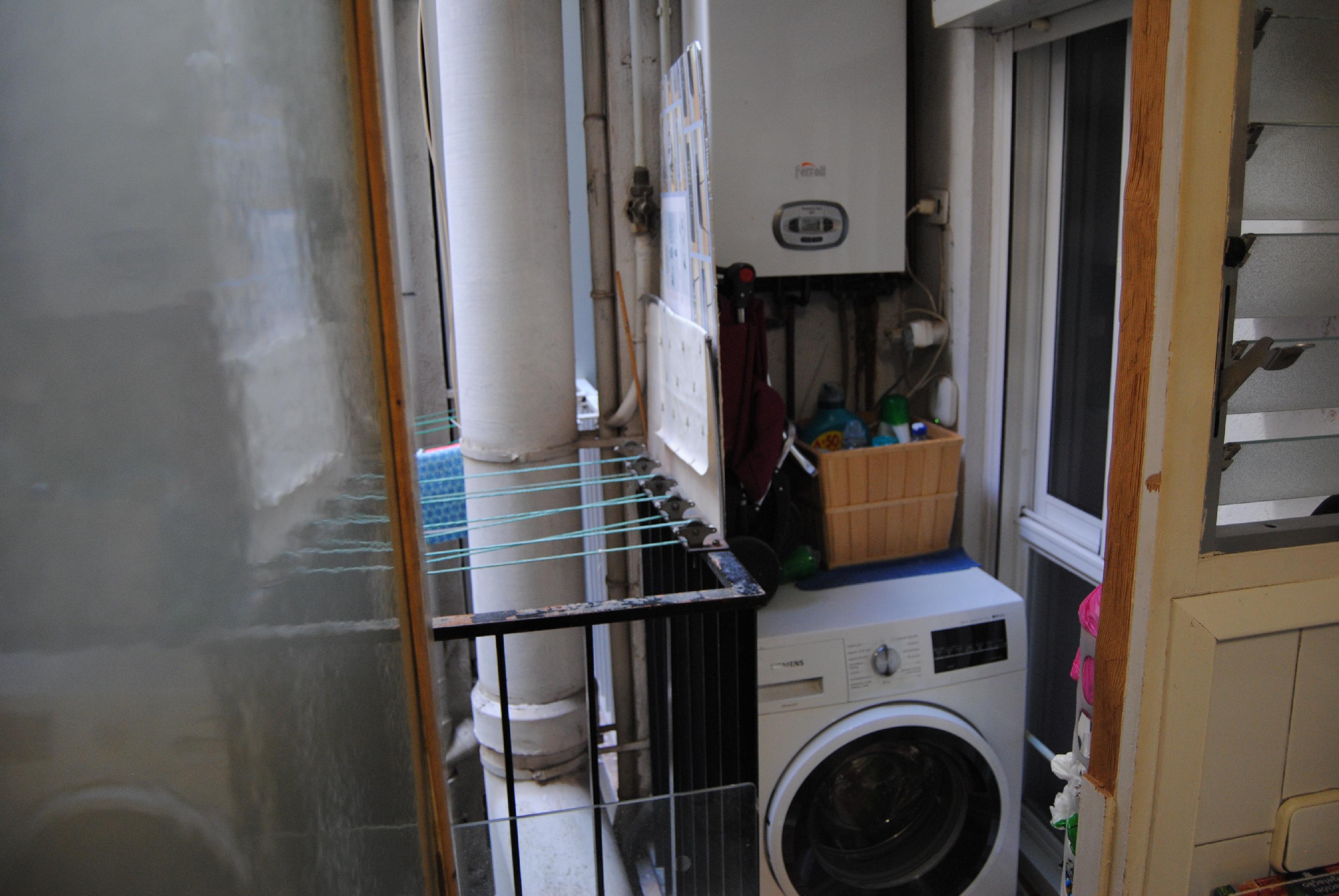 Imagen 11 Piso en venta en Barcelona / Entre plaza alfons comin y pasaje de gomis