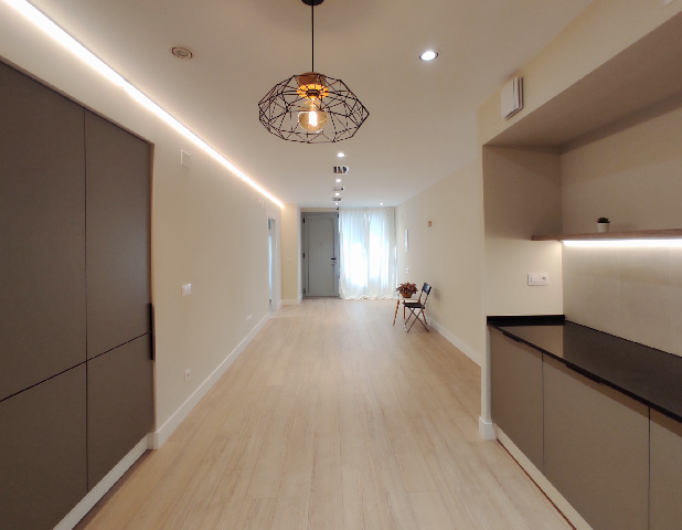 Imagen 3 Inmueble 300765 - Piso en venta en Barcelona / Vallirana con Francoli