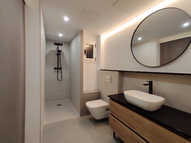 Imagen 11 Inmueble 300767 - Piso en venta en Barcelona / Carrer vallirana esquina francoli