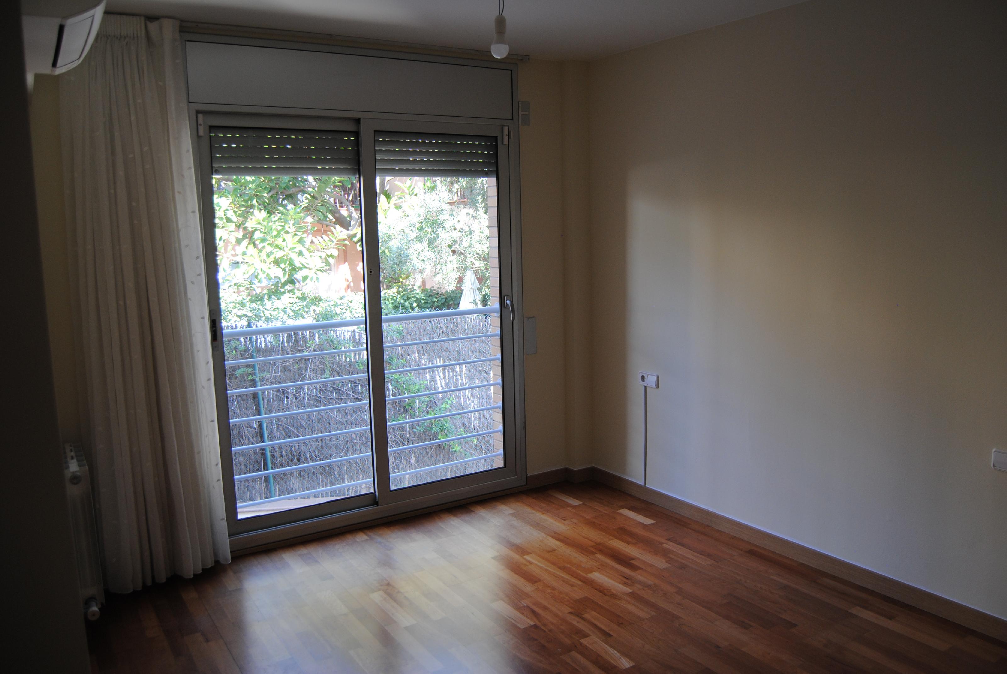 Imagen 22 Casa en venta en Barcelona / Entre avda vallcarca y carretera de la arrabasada