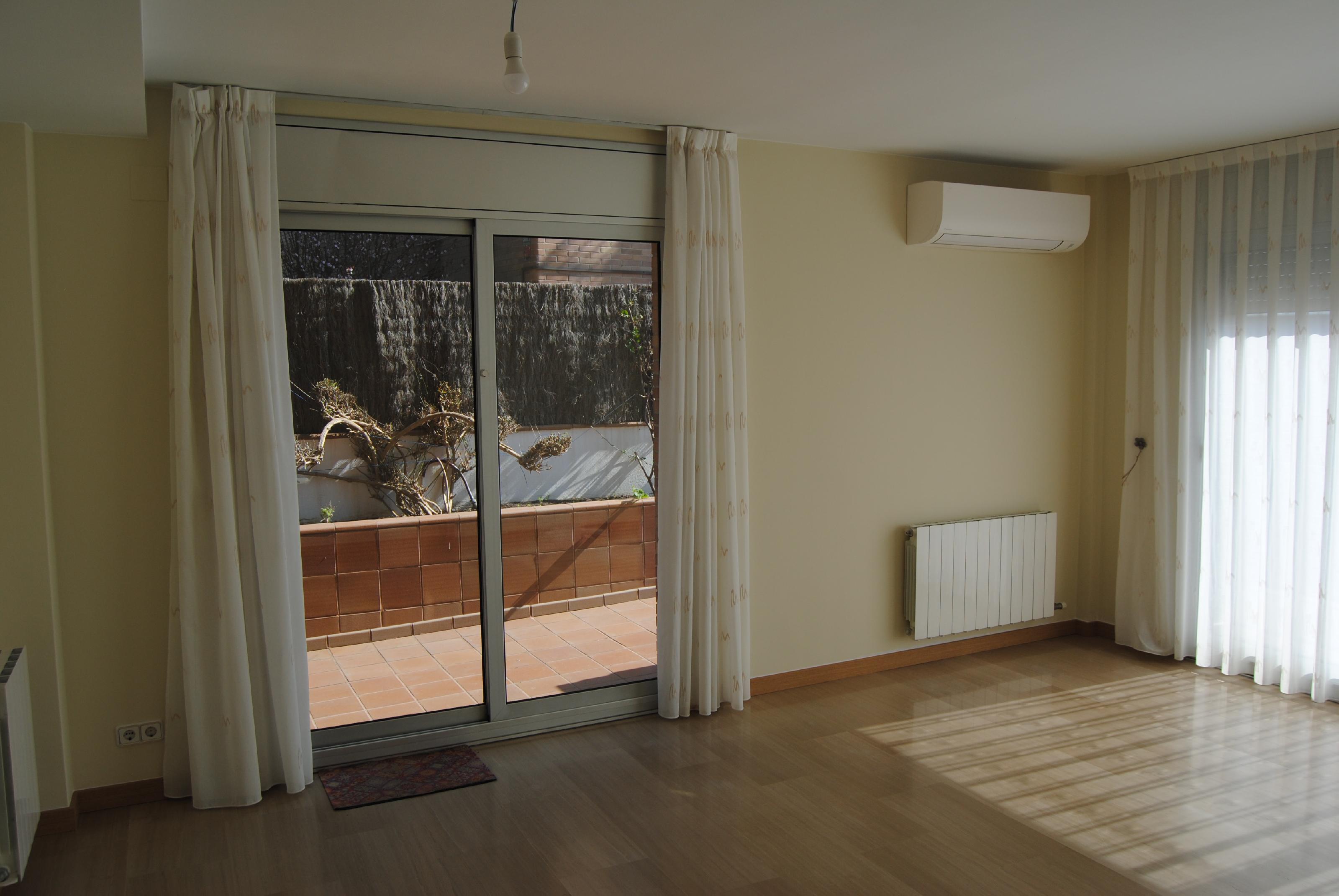 Imagen 5 Casa en venta en Barcelona / Entre avda vallcarca y carretera de la arrabasada