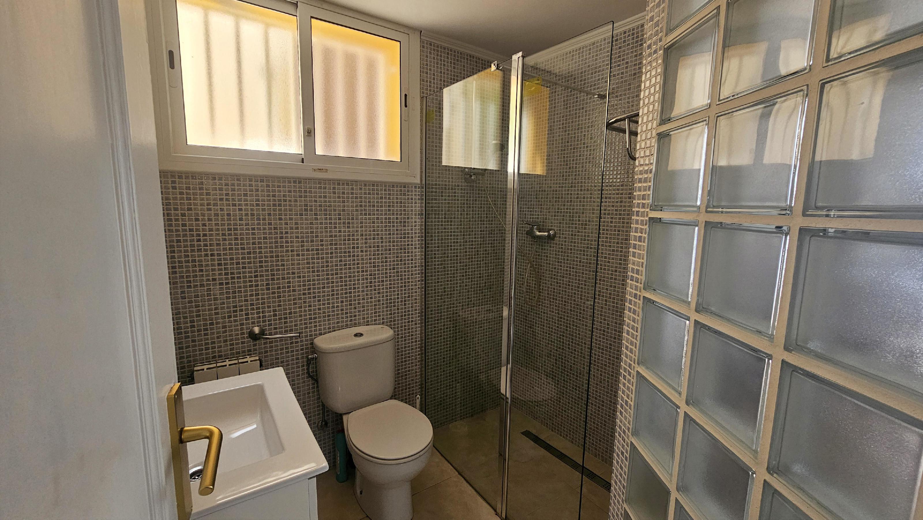 Imagen 35 Casa en venta en Sitges / A 5 minutos del centro de Sitges y acceso a  la C-32.