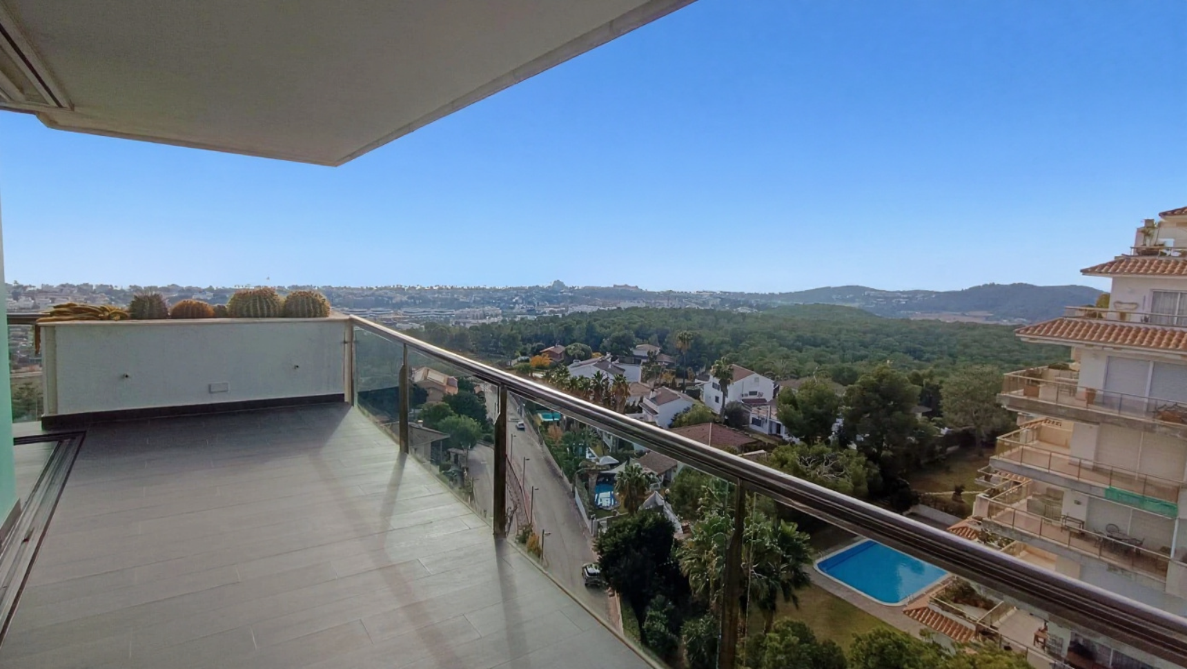 Imagen 19 Piso en venta en Sitges / Bien comunicado,vistas de una gran belleza y agradables