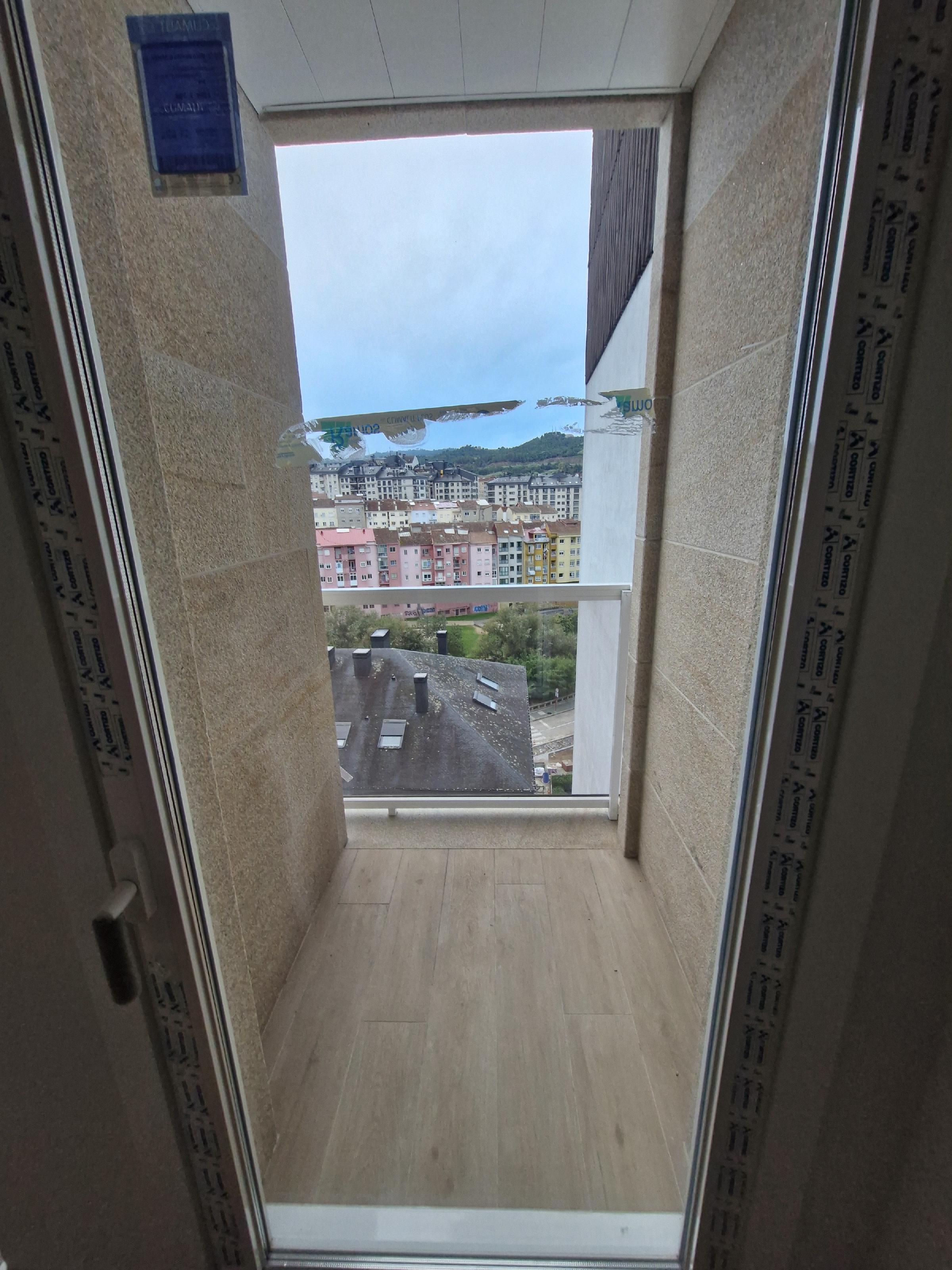 Imagen 7 Apartamento en venta en Ourense / Frente Plaza de Concepción Arenal