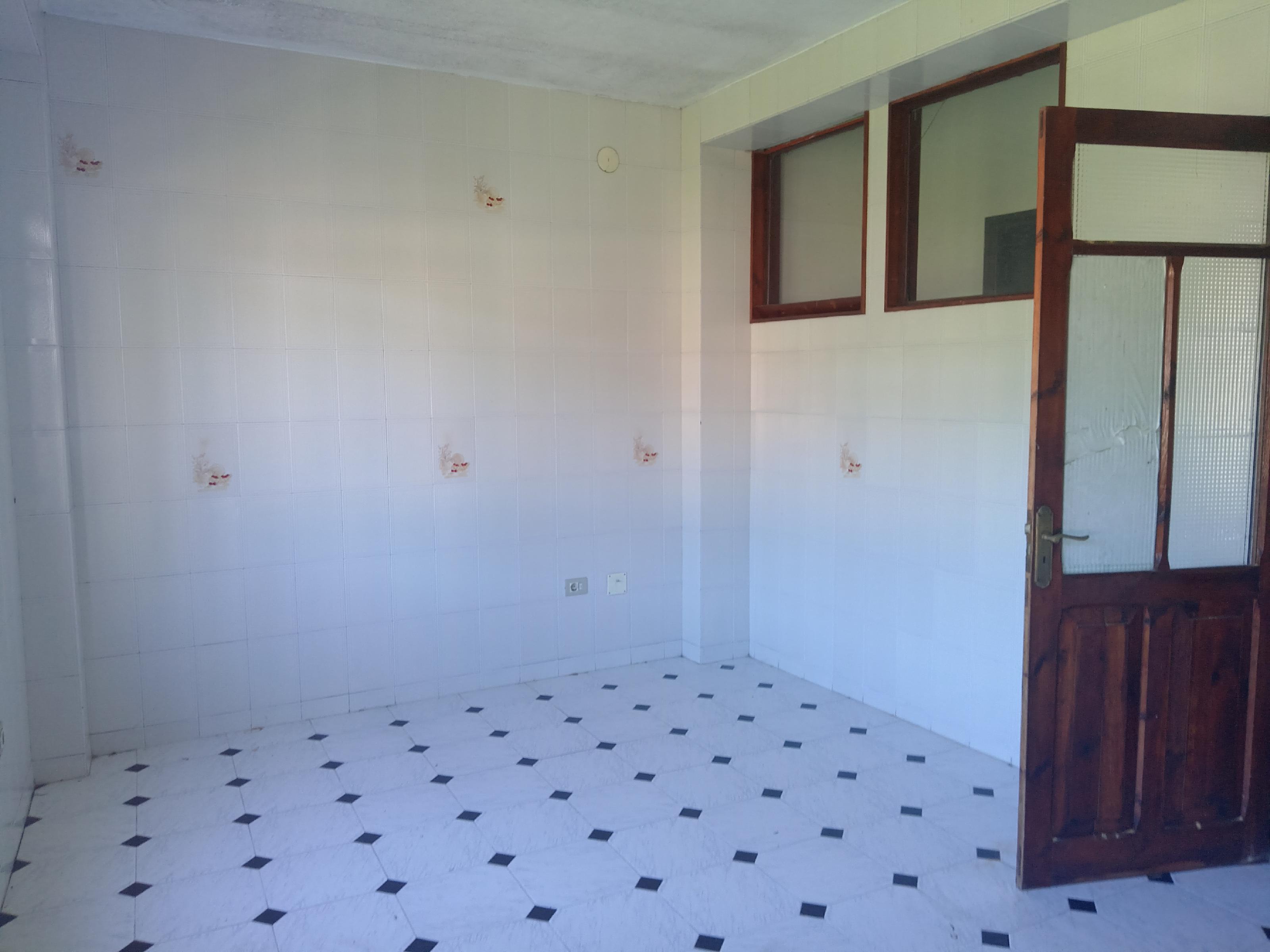 Imagen 21 Casa Adosada en venta en Cee / Av. Finisterra Cee A Coruña